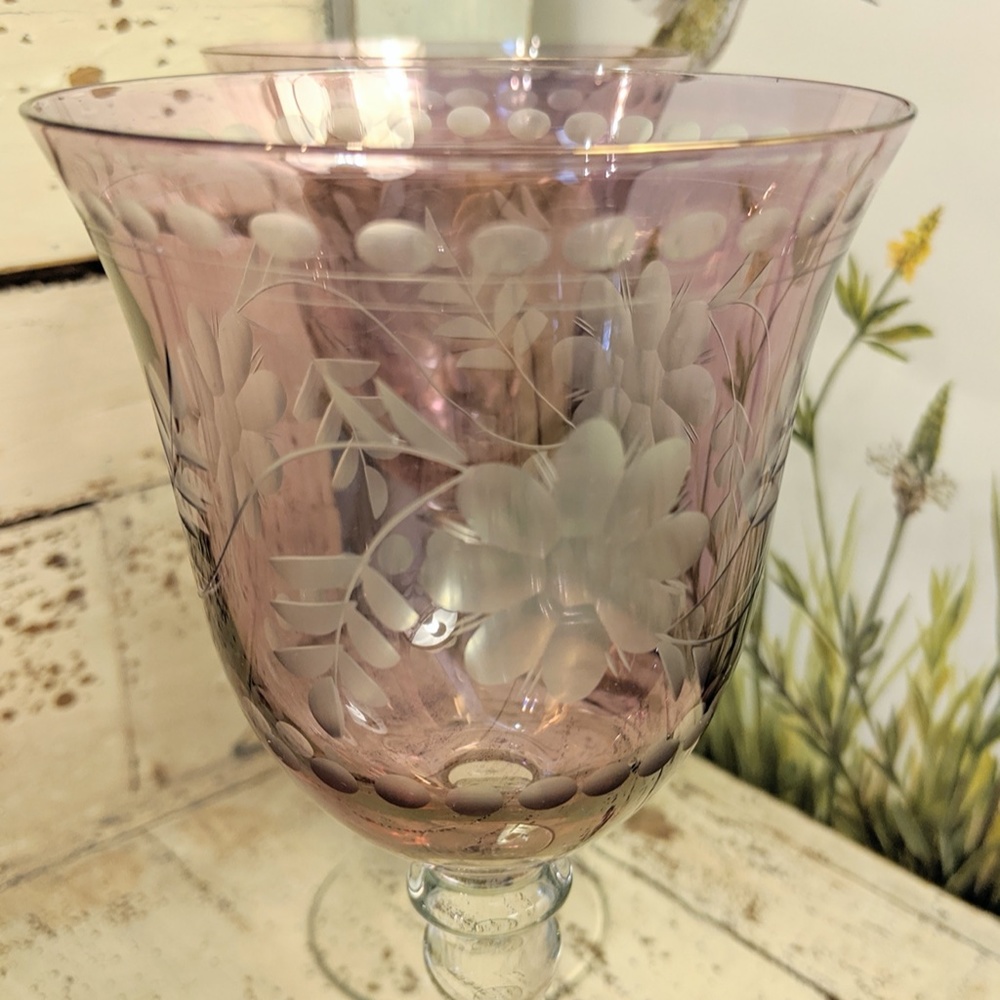 SOLD -- Set 4 Purple Wine Glass Drink ware - Picture 5 of 9